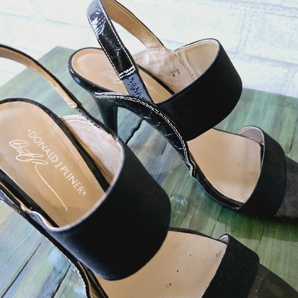 Donald Pliner Heels - Picture 6 of 7